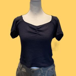 Liz & Sara Dark Navy Crop-top NWT Junior Girls Large Short Sleeve School Work